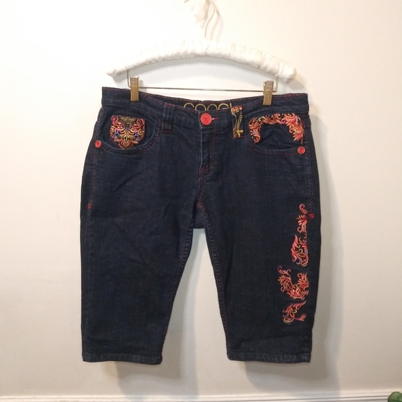 Rare Vintage COOGI Embroidered Denim 15 Inch Inseam Bermuda Style Shorts - Picture 16 of 16